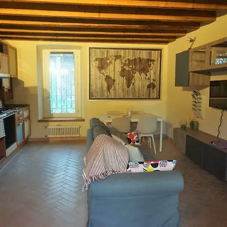La Casa Di Edone Appartement Monzambano Buitenkant foto