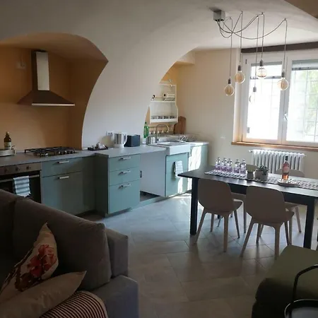 La Casa Di Edone Appartement Monzambano Buitenkant foto